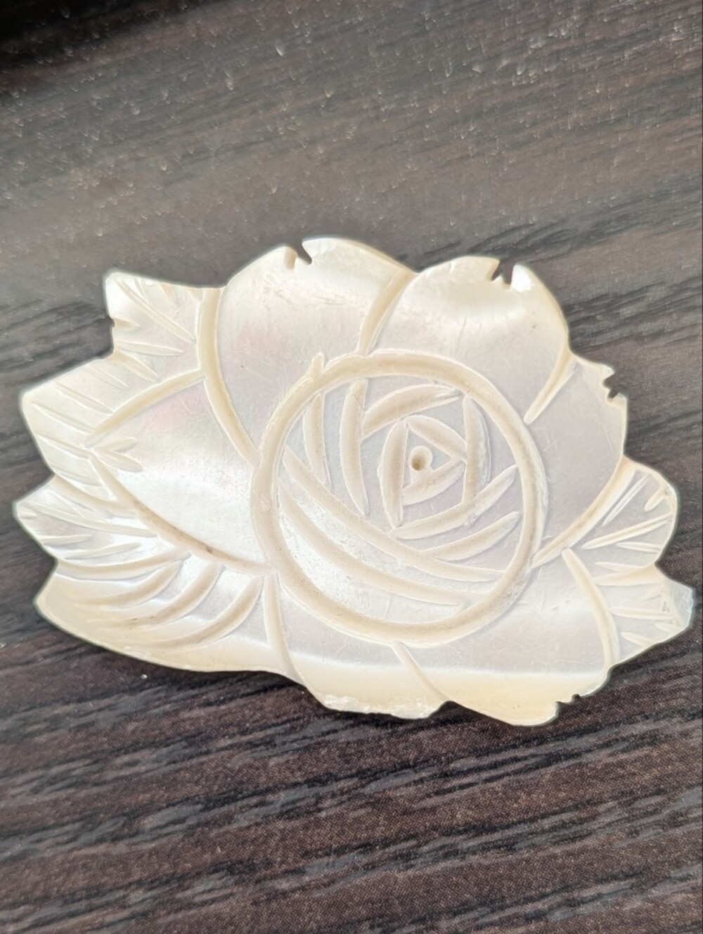 Carved Mother of Pearl MOP Rose Flower Brooch Pin Iridescent White 1.5"